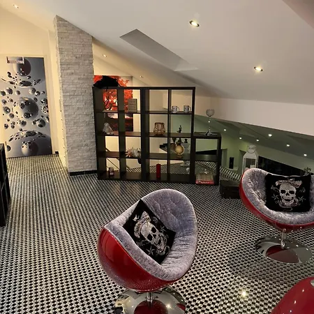 Holiday home Sternenblick, Lage, Und Berge, Sauna & Whirlpool