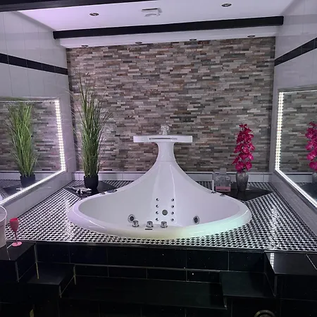 Sternenblick, Lage, Und Berge, Sauna & Whirlpool Holiday home Winterberg